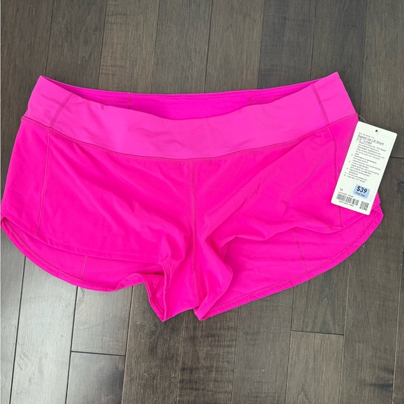 Lululemon Speed Up Low-Rise Lined Short 2.5" - Picture 3 of 4